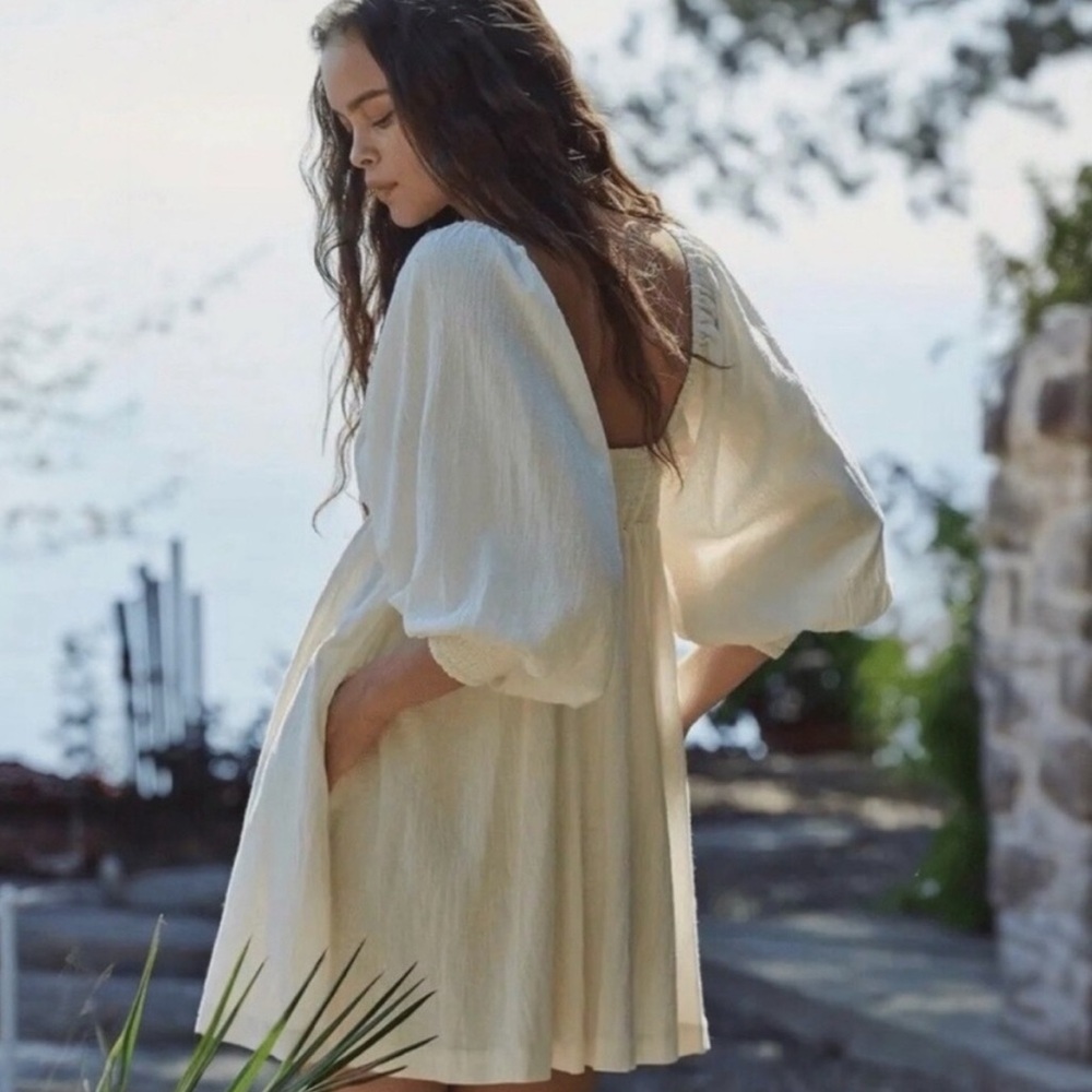 FREE PEOPLE Cute Like The Coast Beige
Mini Dress Size S - Picture 2 of 9